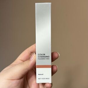 Color Changing Foundation Stick in 'Natural'